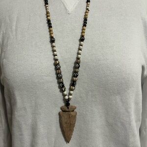 Vintage Necklace with Arrowhead Pendant